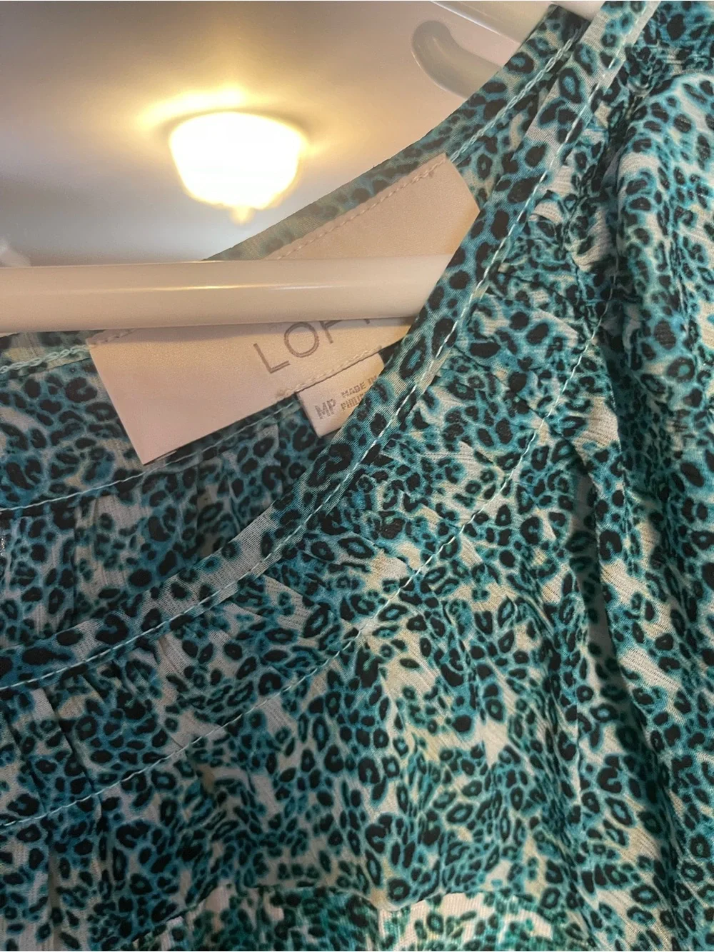 LOFT Blue Floral Keyhole Puff-Sleeve Blouse